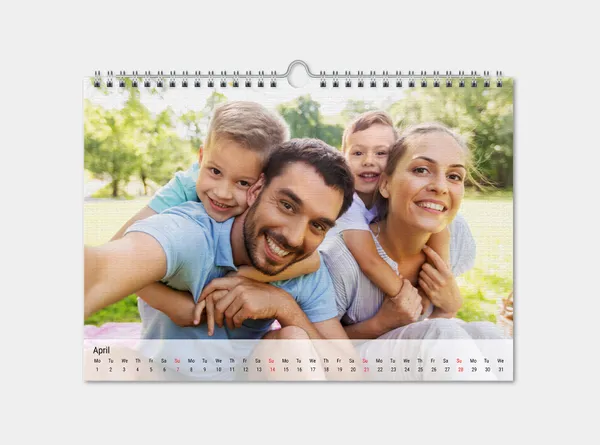 Foto-Wandkalender mit Premiumpapier gestalten