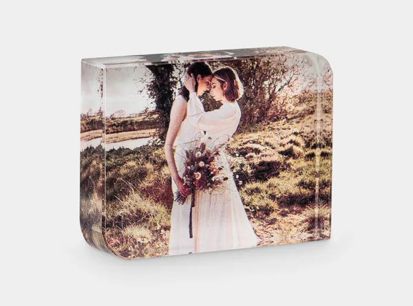 Personalisierbares Glasfoto: Dein edles Fotogeschenk aus Glas